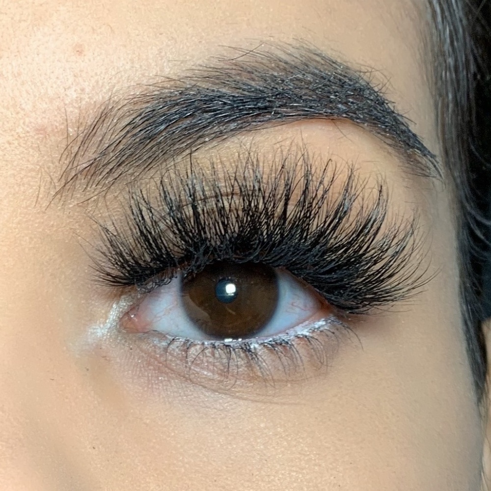 3D Mink lashes Voluptuous - Picture 1 of 7